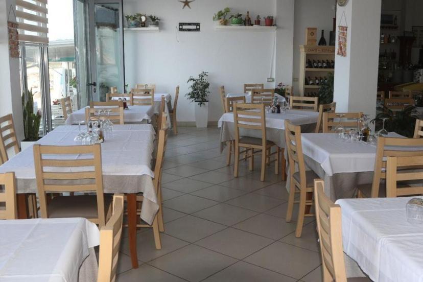 Hotel Tirona Durres Exterior photo