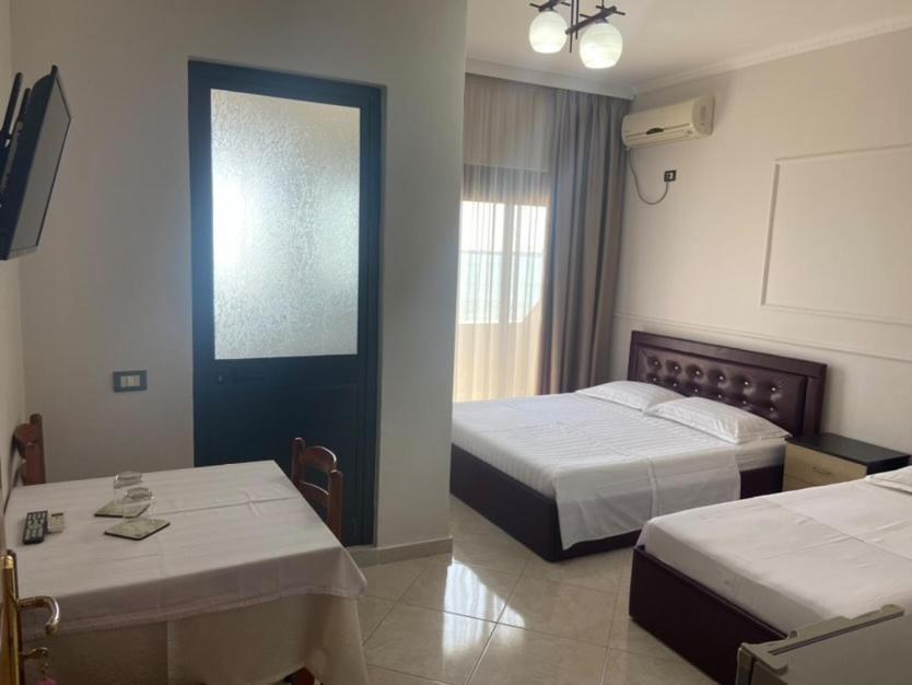 Hotel Tirona Durres Exterior photo