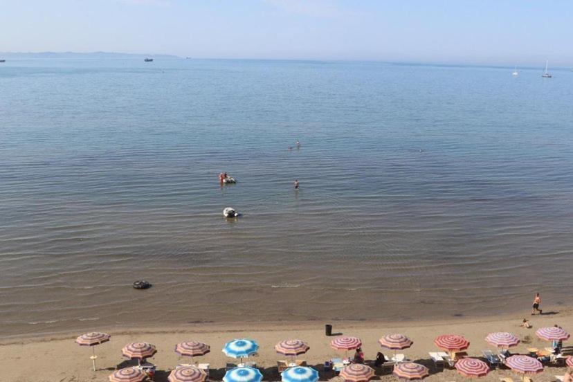 Hotel Tirona Durres Exterior photo