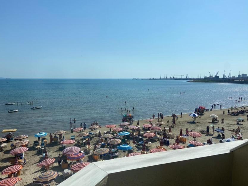 Hotel Tirona Durres Exterior photo