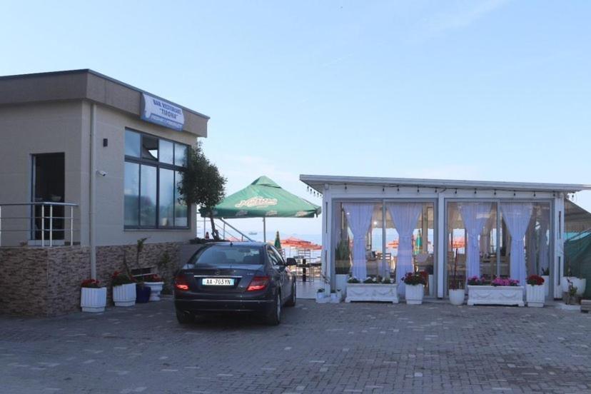Hotel Tirona Durres Exterior photo