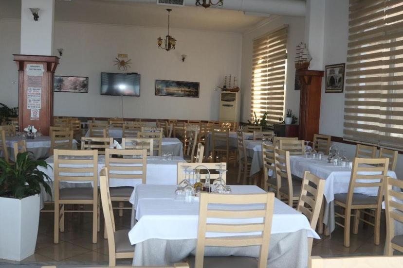 Hotel Tirona Durres Exterior photo